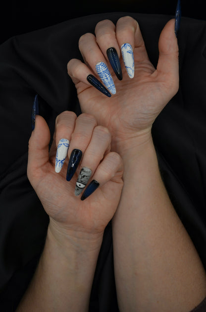 Porcelain Doll Press-On Nail Set (30pc, Stiletto)